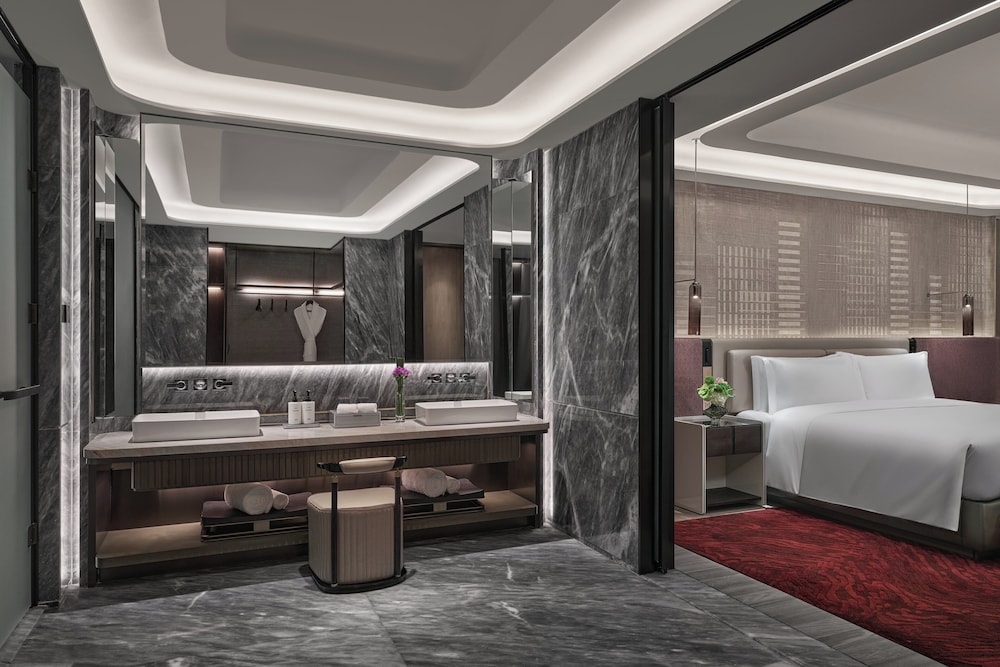 Suite (Ambassador) photo 2