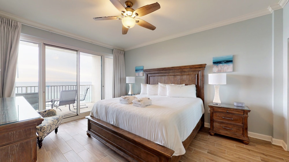 Condo (Tides 0901) photo 1