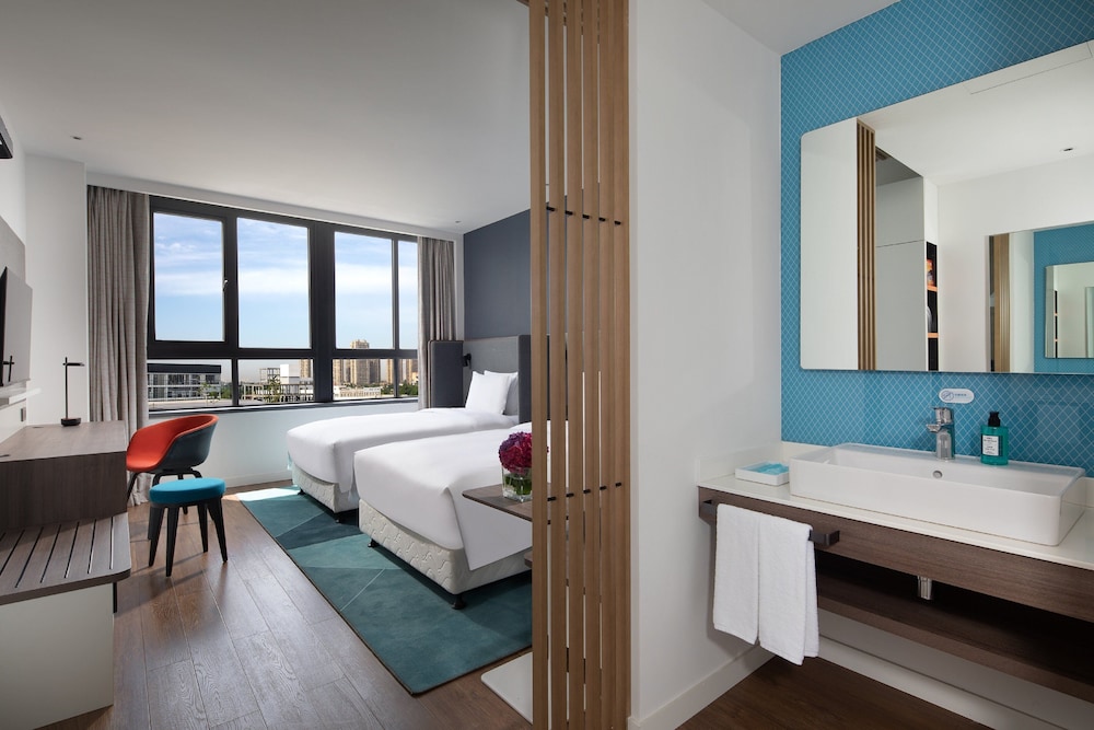 Standard Room, 2 Twin Beds - Photo 3