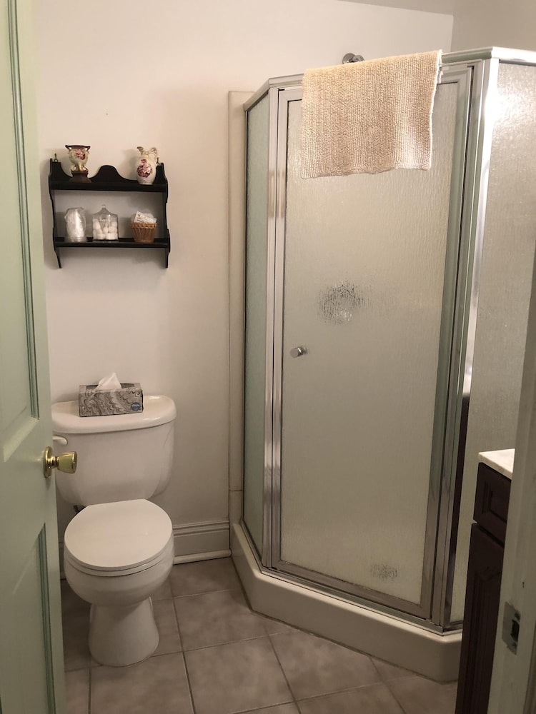 Standard Double Room, Ensuite (Lily of the Valley #4) - Photo 4