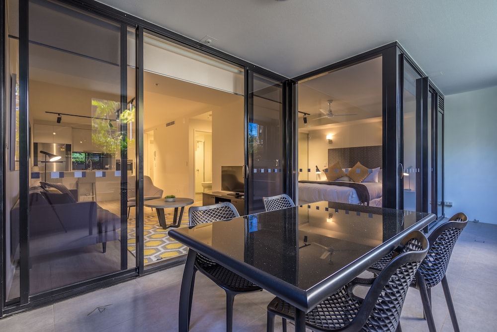 Two Bedroom Two Bathroom Ground Floor Terrace Apartment thumbnail 5