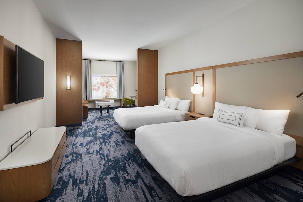 Suite, Multiple Beds photo 2
