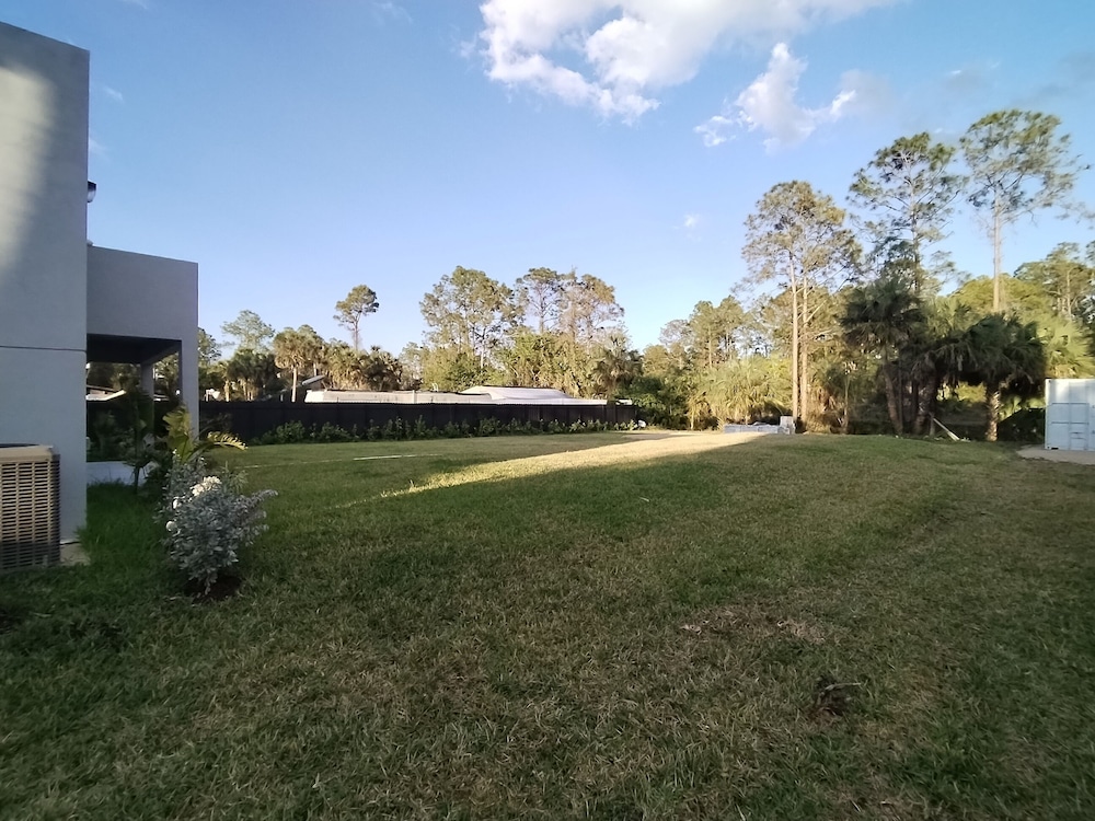 1902 Della Dr, Bilde 24