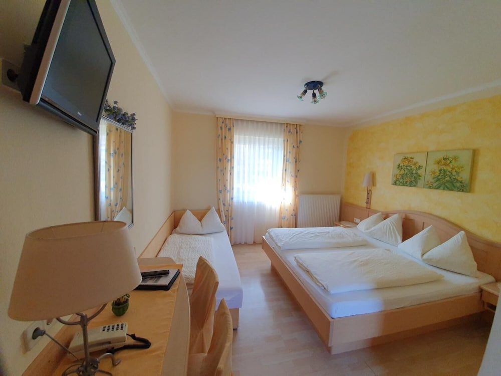 Triple Room, 1 Bedroom
