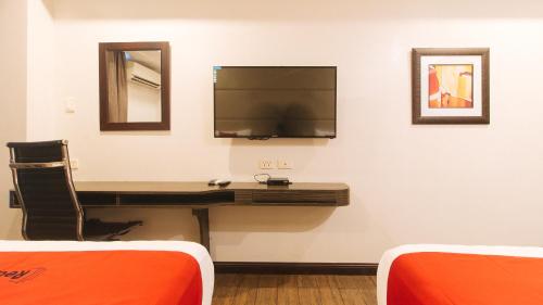 Twin Room - Photo 3