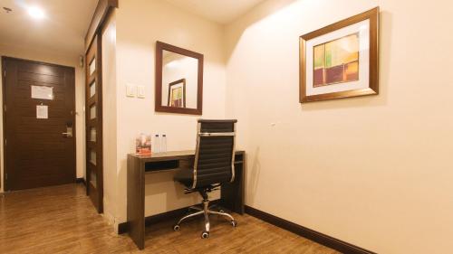 Deluxe Room - Photo 4
