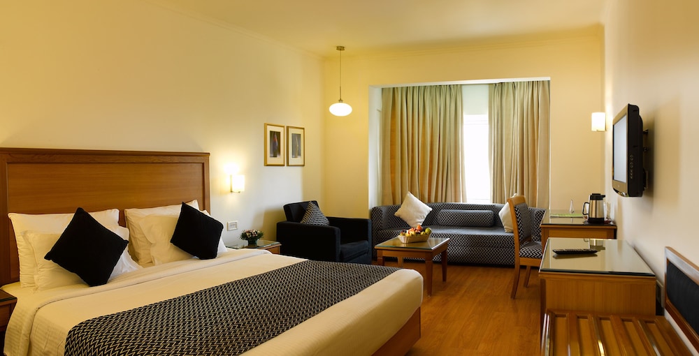 Superior Room, 1 Queen Bed - Photo 1
