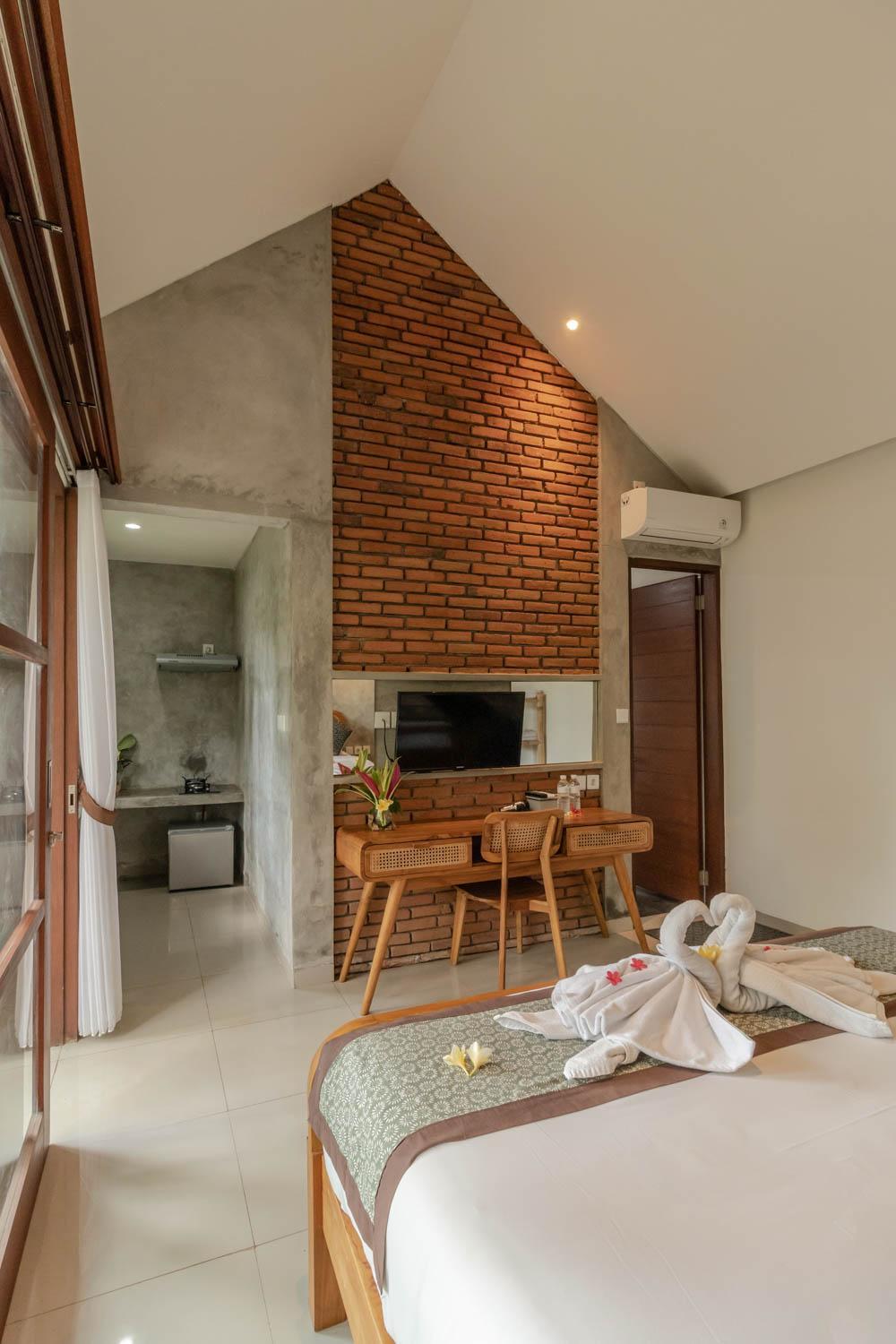 Deluxe Suite with Kitchen - Photo 32