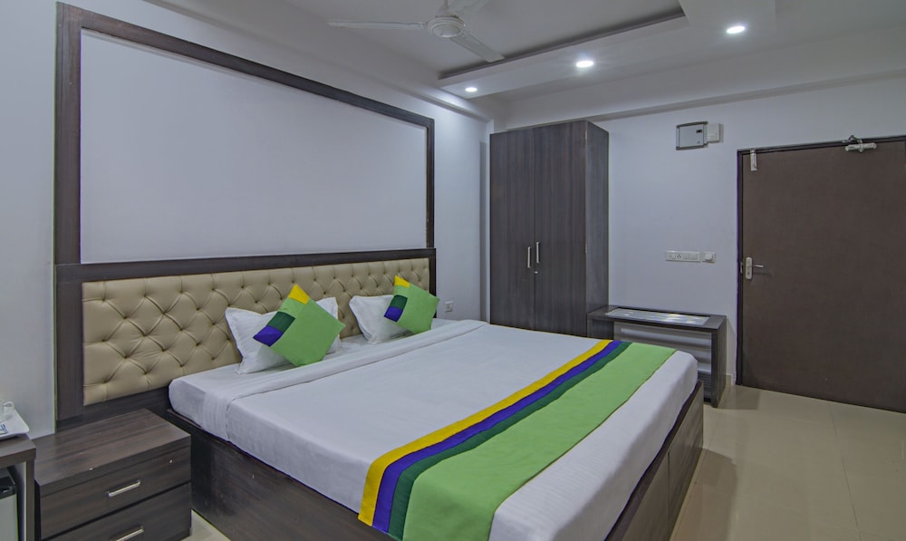 Deluxe Double Room photo 3