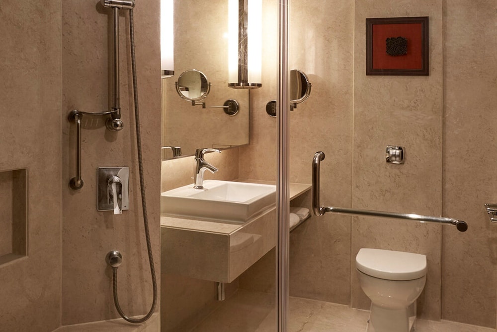 Junior Suite, 1 Bedroom - Photo 11