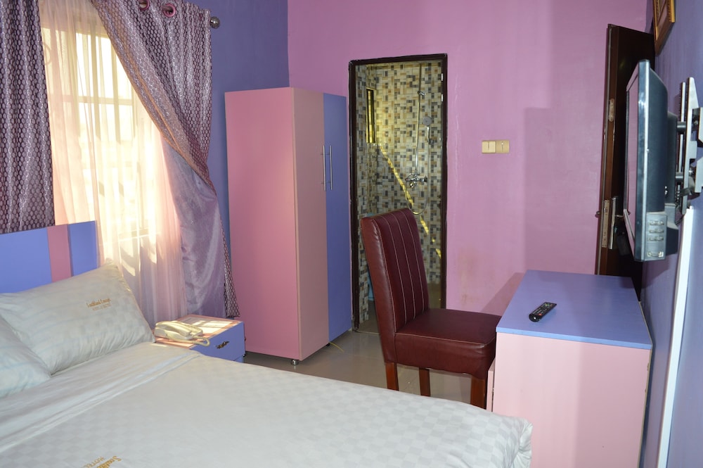 Basic Room photo 1