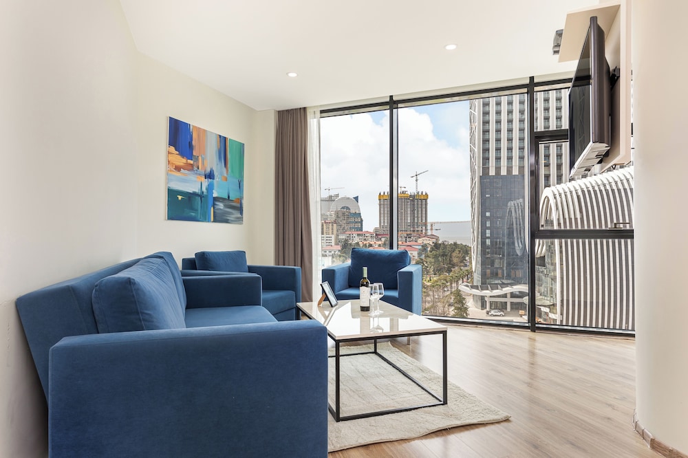 1 Bedroom Park Panorama - Photo 4