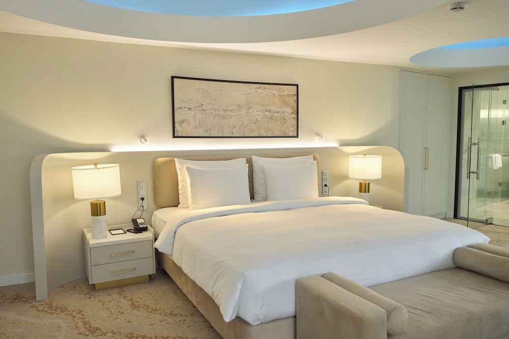 Executive Suite photo 1