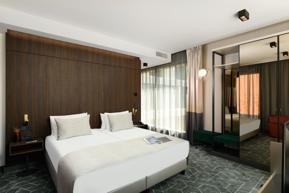 Executive with terrace - Photo 1