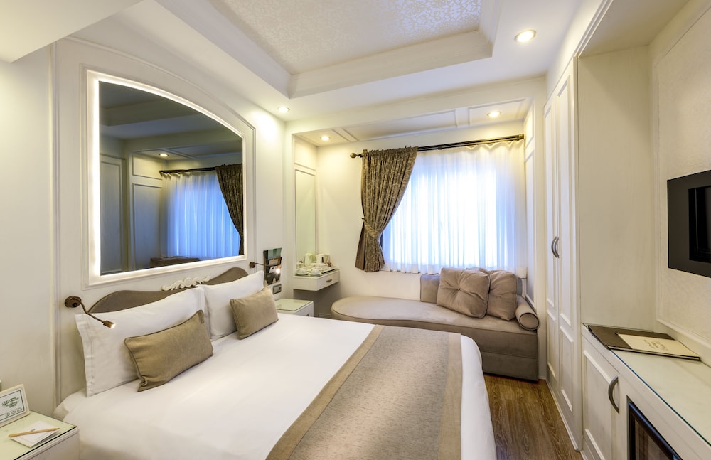 Available room