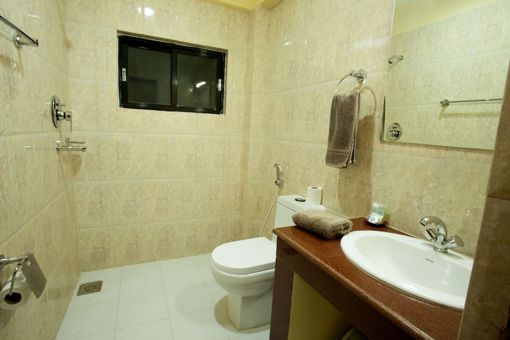 Deluxe Triple Room photo 2