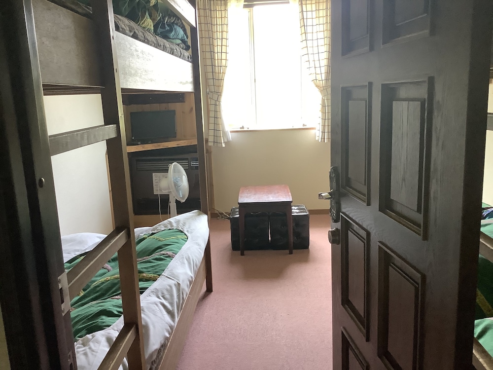 Economy Room With Bunk Beds, Shared Bathroom photo 1