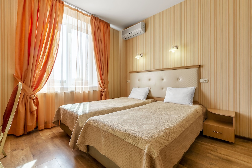 Standard Twin Room photo 1