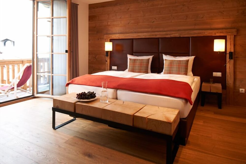 Double Room, Balcony, Mountain View