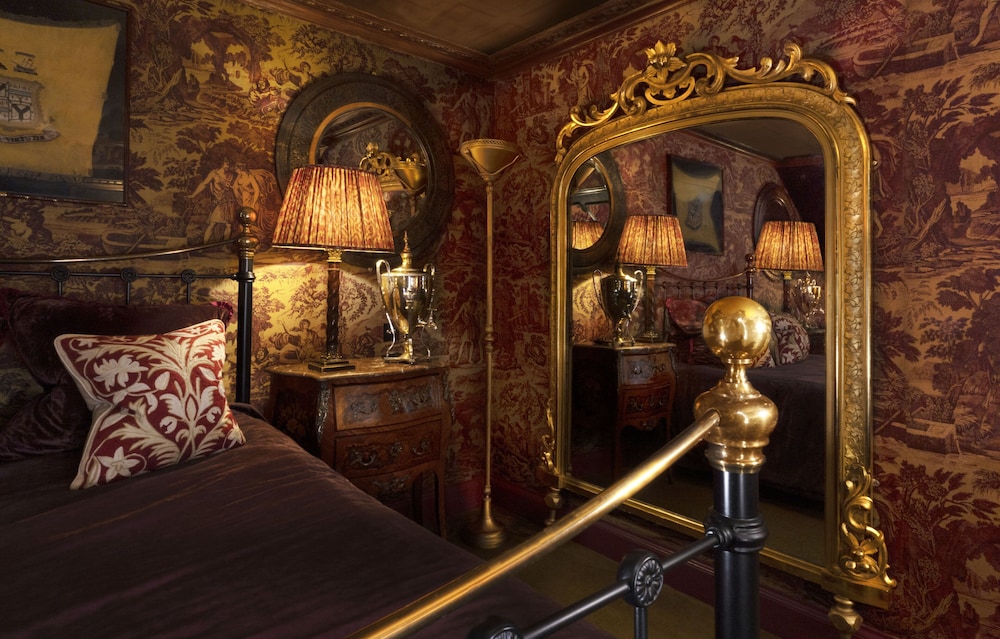Luxury Room - Photo 1
