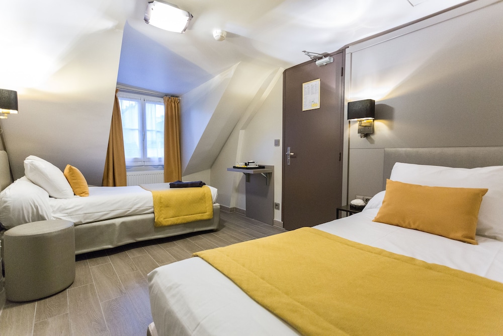 Superior Twin Room photo 2