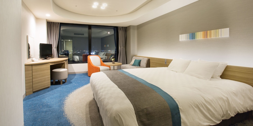 Sky Floor Double Room (2 Guests) Check-in:5pm, Check-out:10am - Photo 1