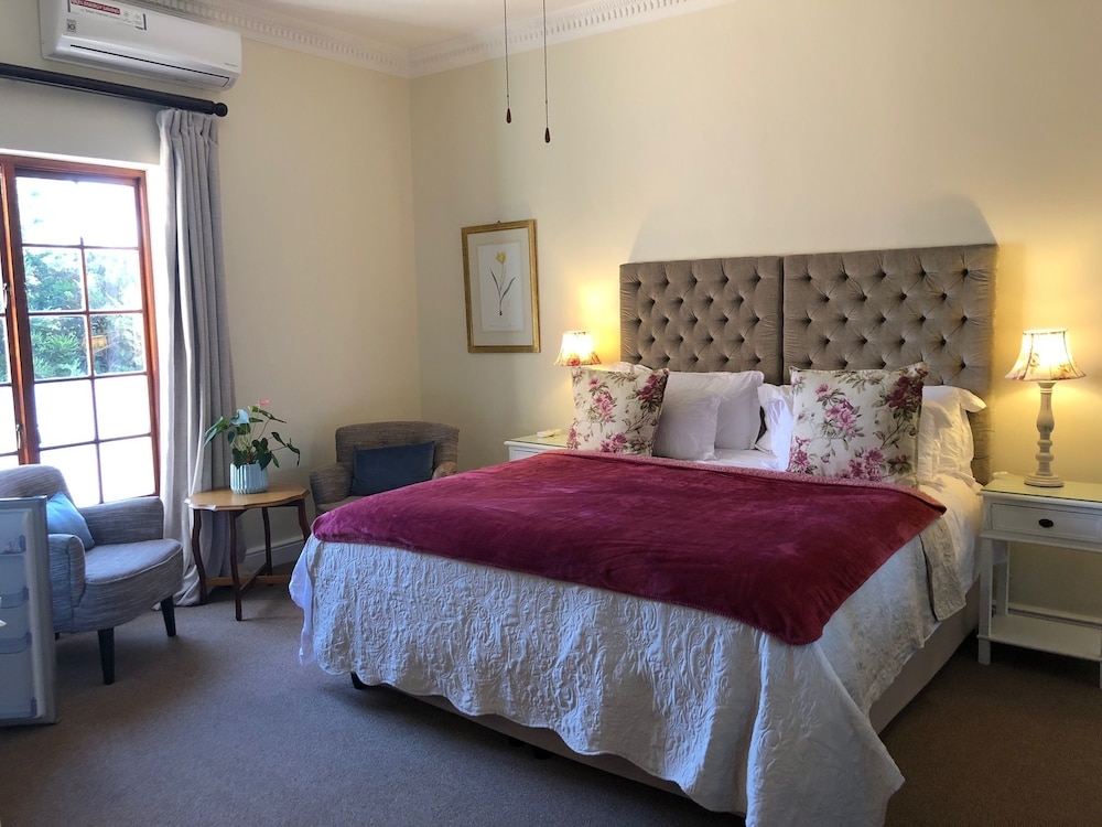 Standard Manor House Room