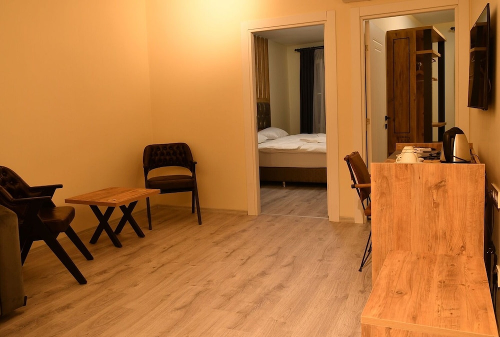 Standard Condo, 2 Bedrooms
