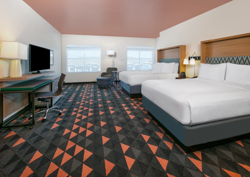 Standard Room, 2 Queen Beds, Accessible (Transfer Shower) - Photo 6