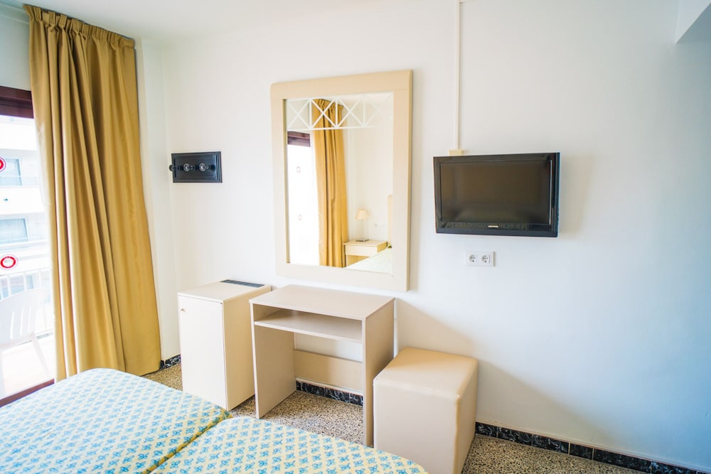 Superior Double Room, Balcony, Pool View photo 2