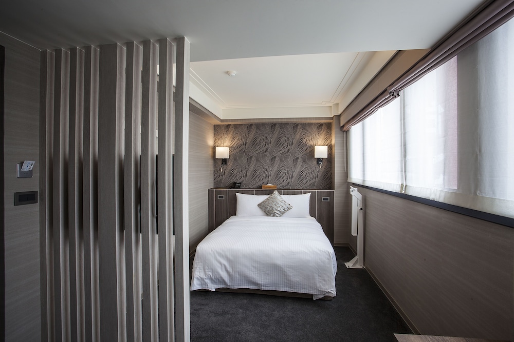 Standard Room, 1 Double Bed (Elegant) photo 2