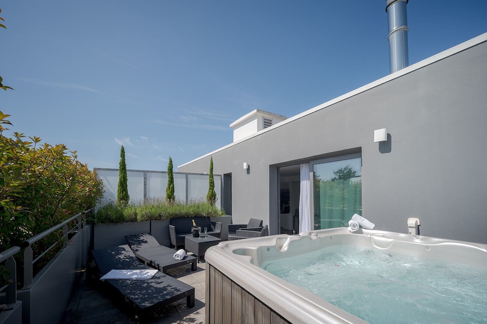 Suite, Terrace With Whirlpool Bath photo 1
