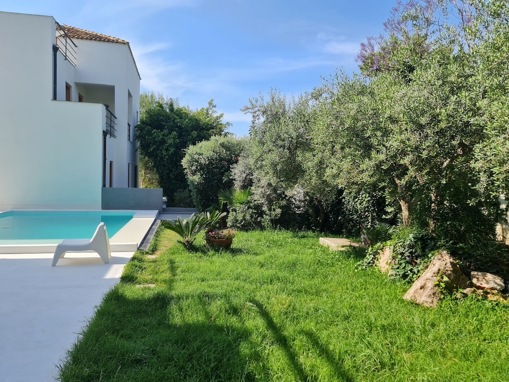 Hele Moderne Villa Med Pool Og Tæt På Havet, Billede 34