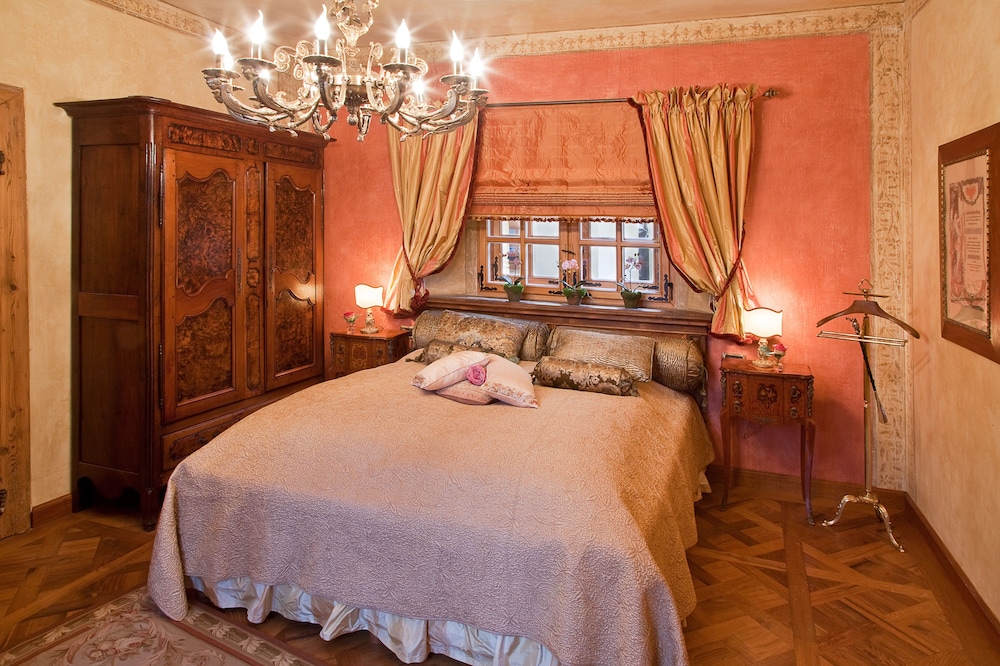 Deluxe Suite, Park View photo 2