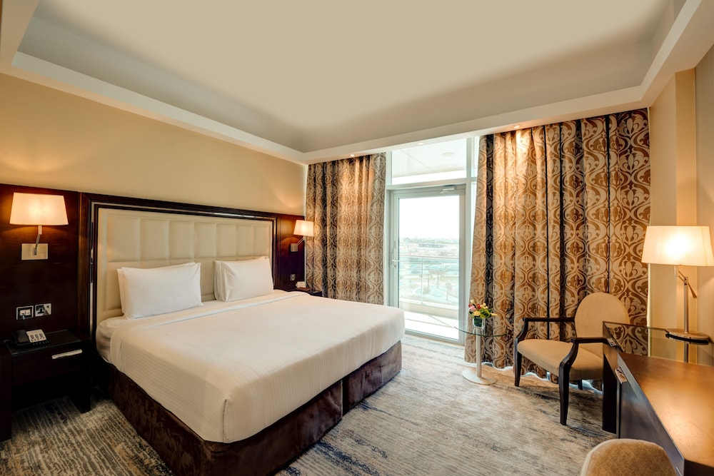 Executive Suite, Multiple Beds (Creek view) photo 3