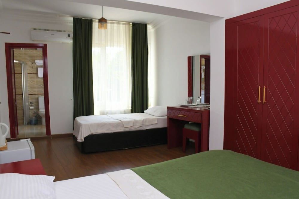 Deluxe Double or Twin Room, Sea View photo 1