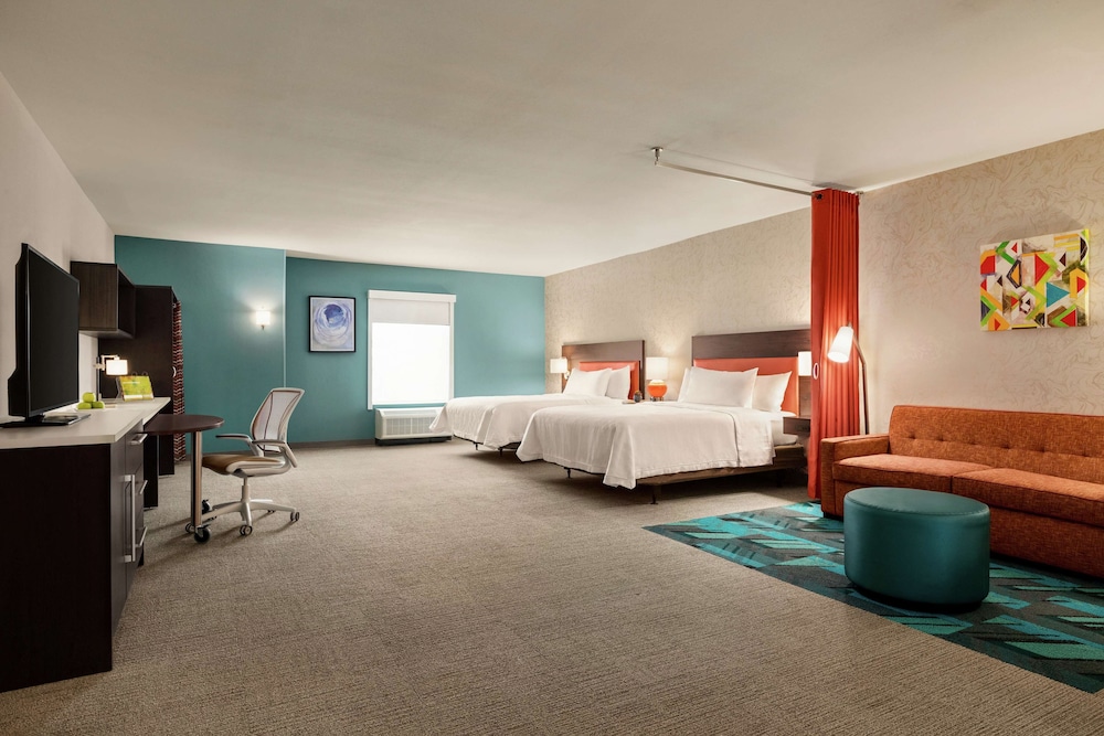 Studio, 2 Queen Beds, Accessible, Bathtub