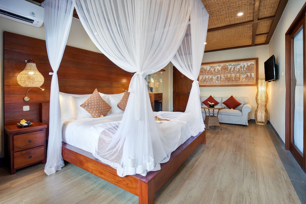 Suite with Twin Beds photo 3
