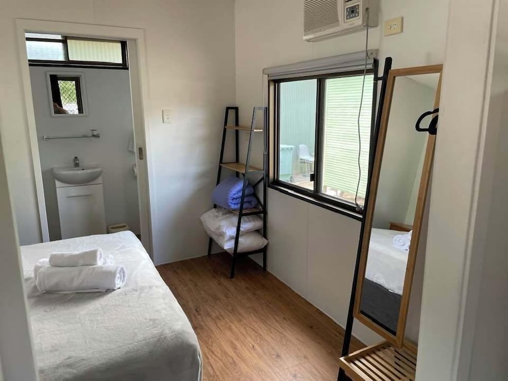 Basic Cabin photo 1