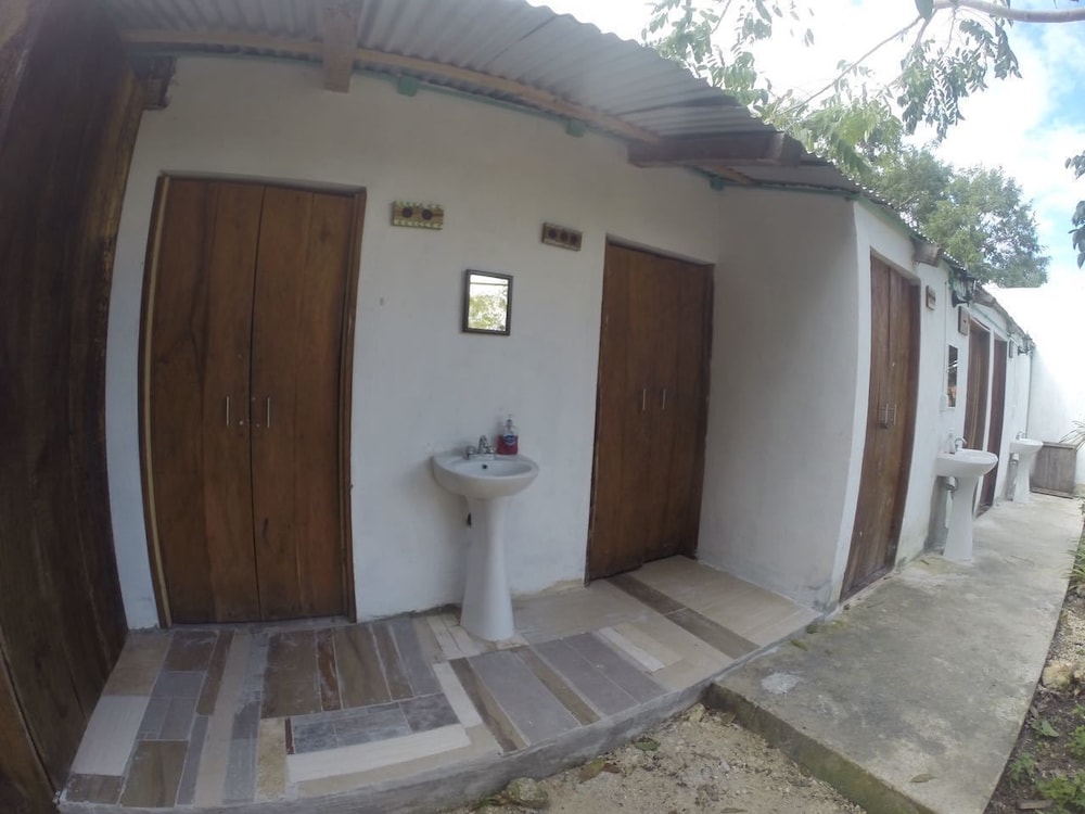 Economy Double Room, 1 King Bed, Lagoon View photo 3