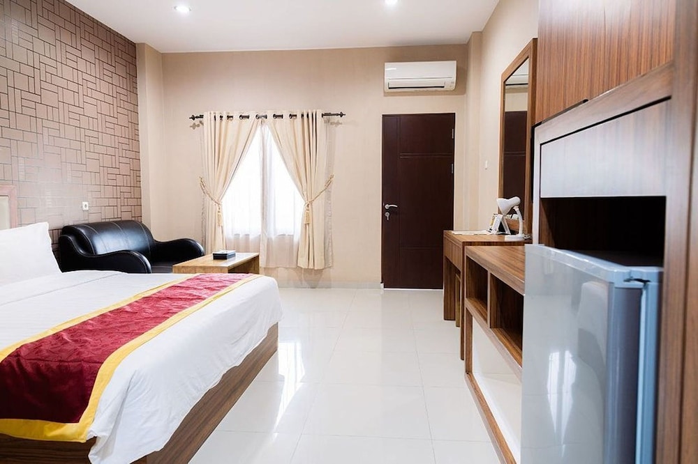 Deluxe Double Room, City View