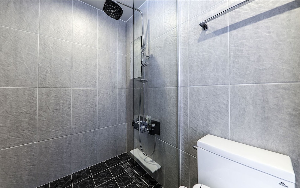 Suite Ocean View Twin (Full Ocean View) - Photo 2