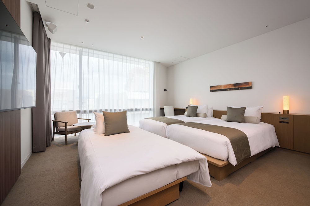 Premium Room - Non-Smoking (with Lounge Access) - Photo 4