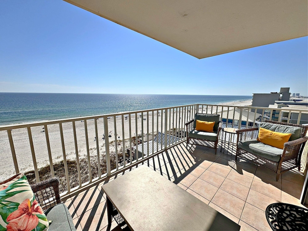 House, Multiple Beds, Balcony, Beach View (Seacrest 709)