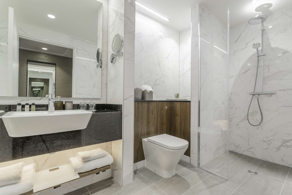 Suite (Liberties)