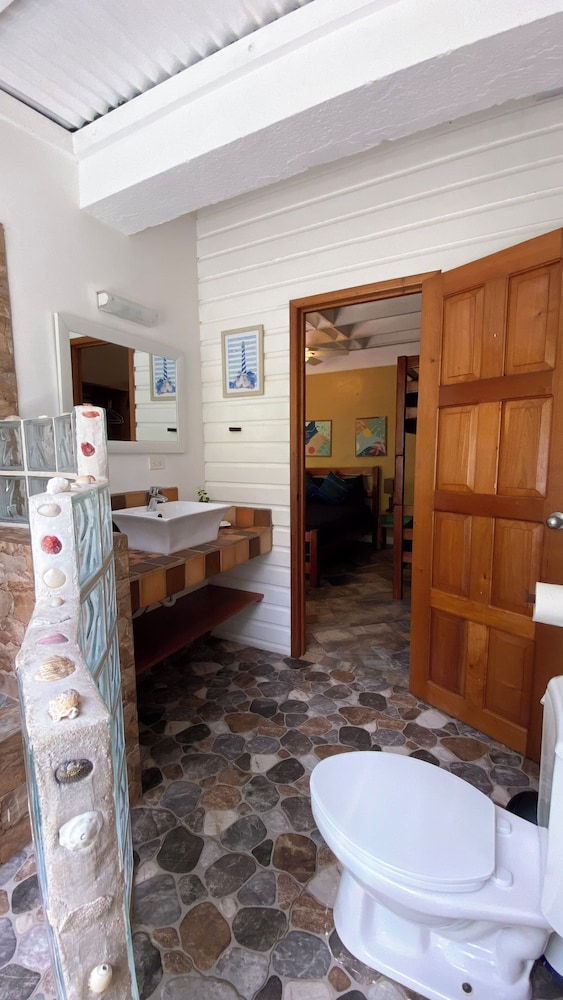 Family Triple Room, Garden View, Garden Area photo 2