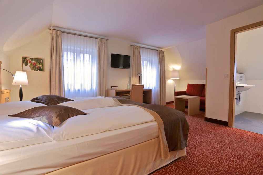 Standard Double Room photo 2