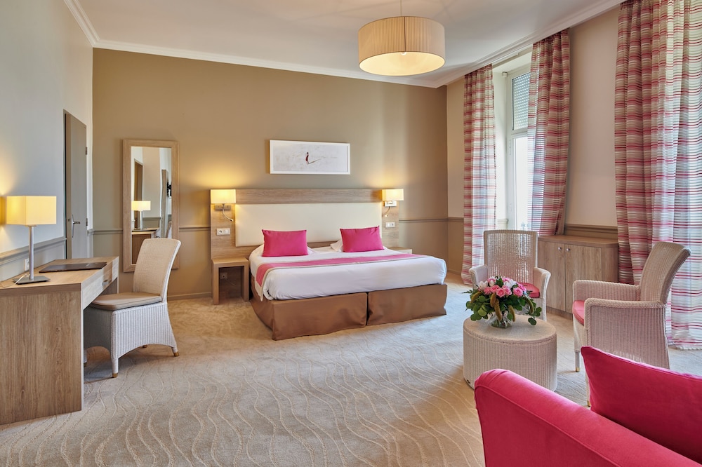 Deluxe Room, Sea View photo 3