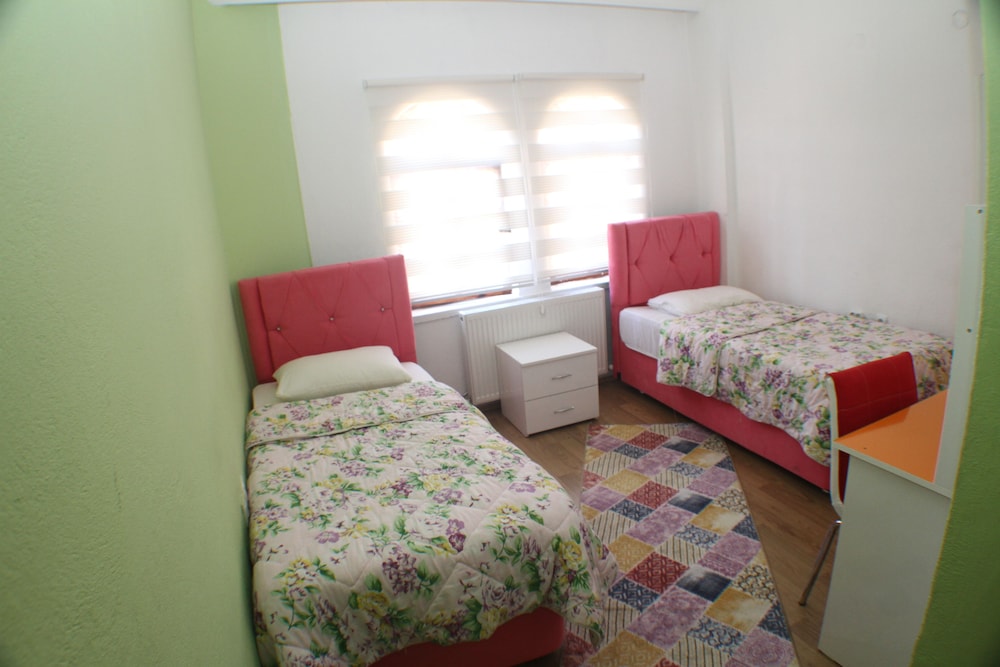 Standard Twin Room, City View photo 1