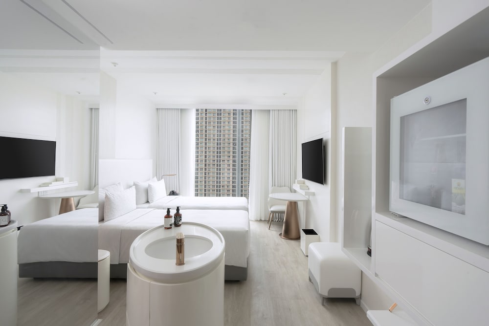 The Innside Twin Room photo 3